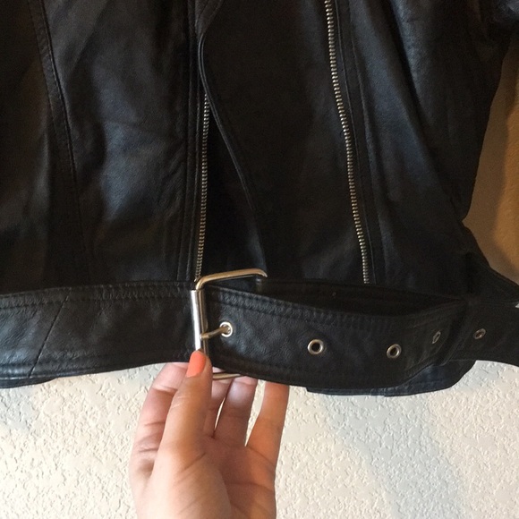 Jacket - Picture 2 of 5